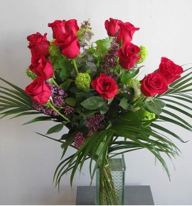 12 ROSES